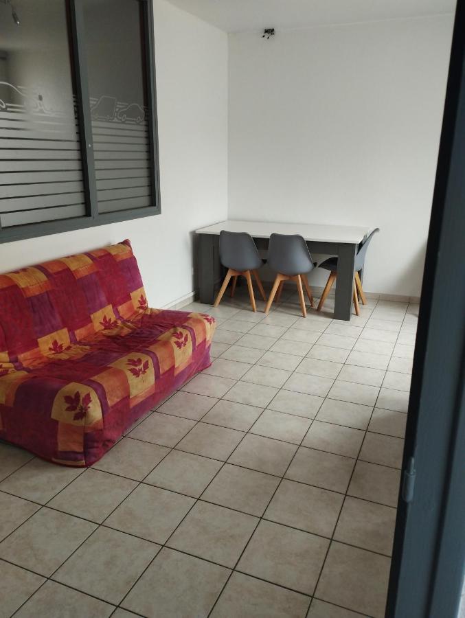 Meximieux Apartment Luaran gambar